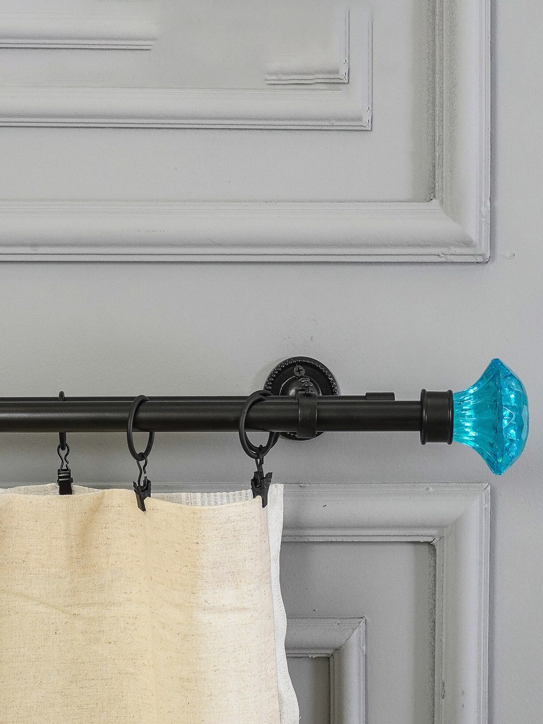 

The Decor Mart Black & Blue Iron Curtain Rods With Brackets