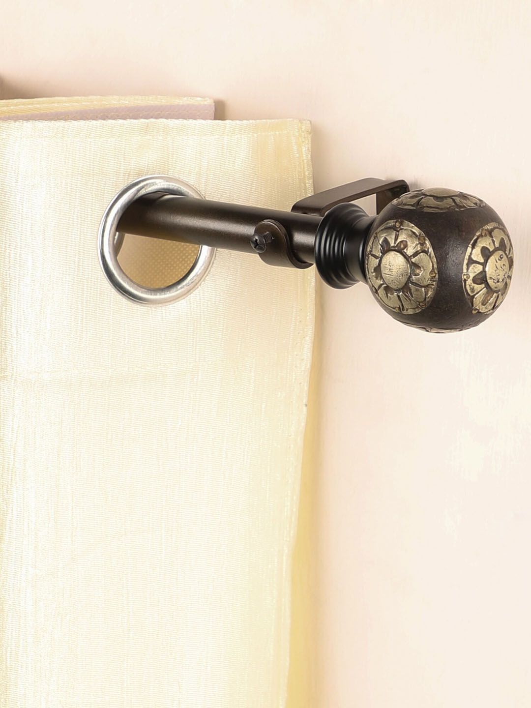 

The Decor Mart Brown Iron Curtain Rods With Brackets