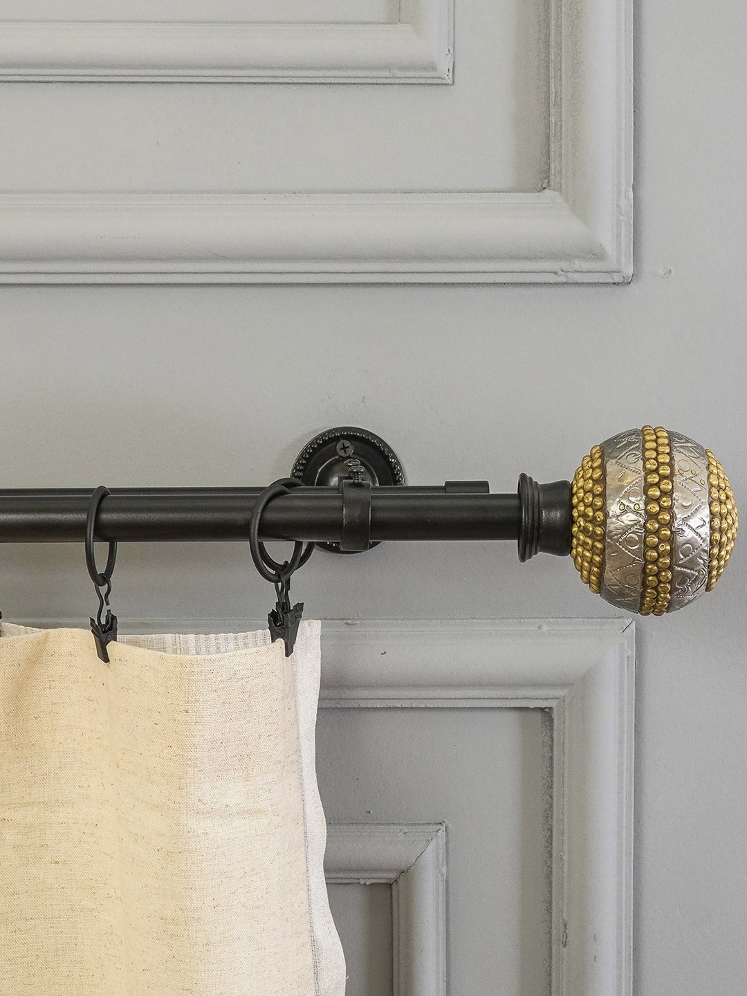 

The Decor Mart Black Extendable Curtain Rods With Brackets and Wooden Finial