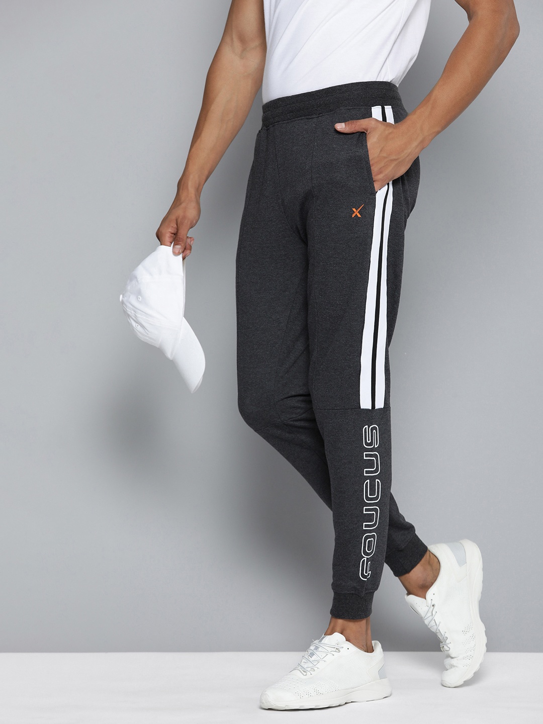 

HRX by Hrithik Roshan Men Lifestyle Typography Joggers, Charcoal