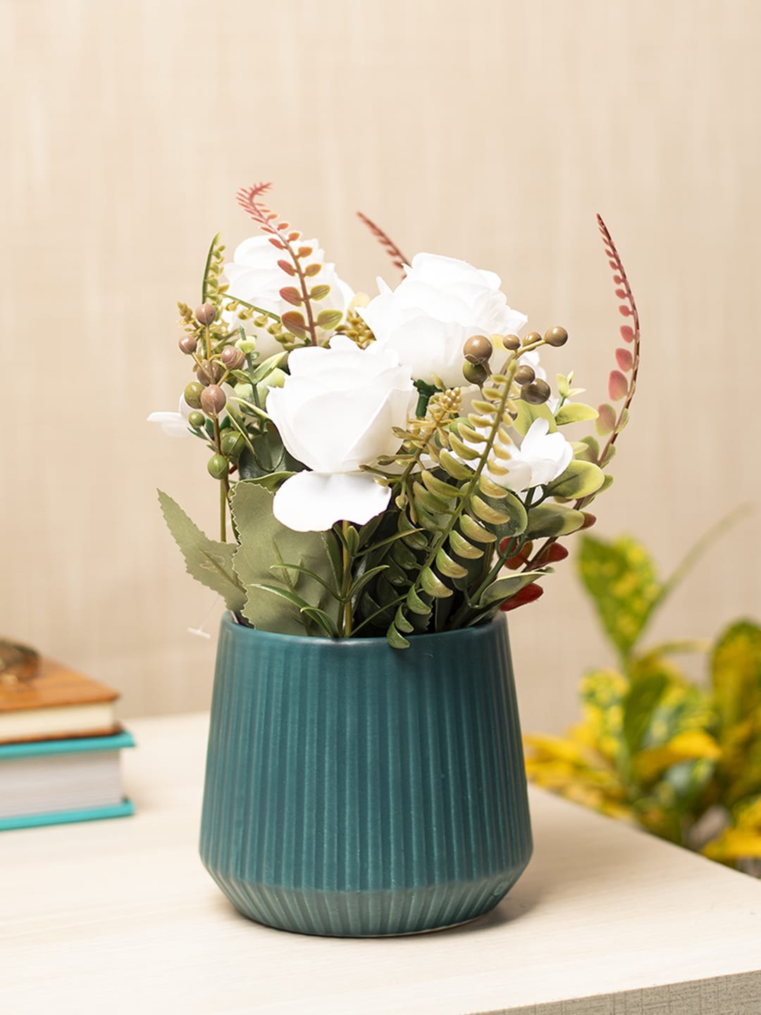

MARKET99 White & Green Artificial Flowers With Pot