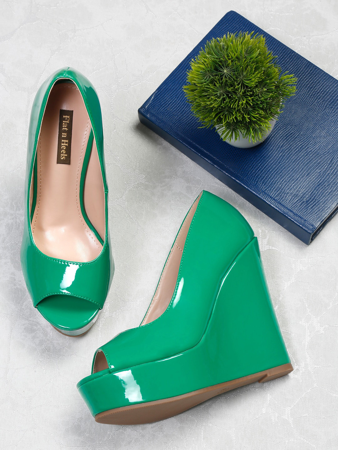 

Flat n Heels Wedge Peep Toes, Green