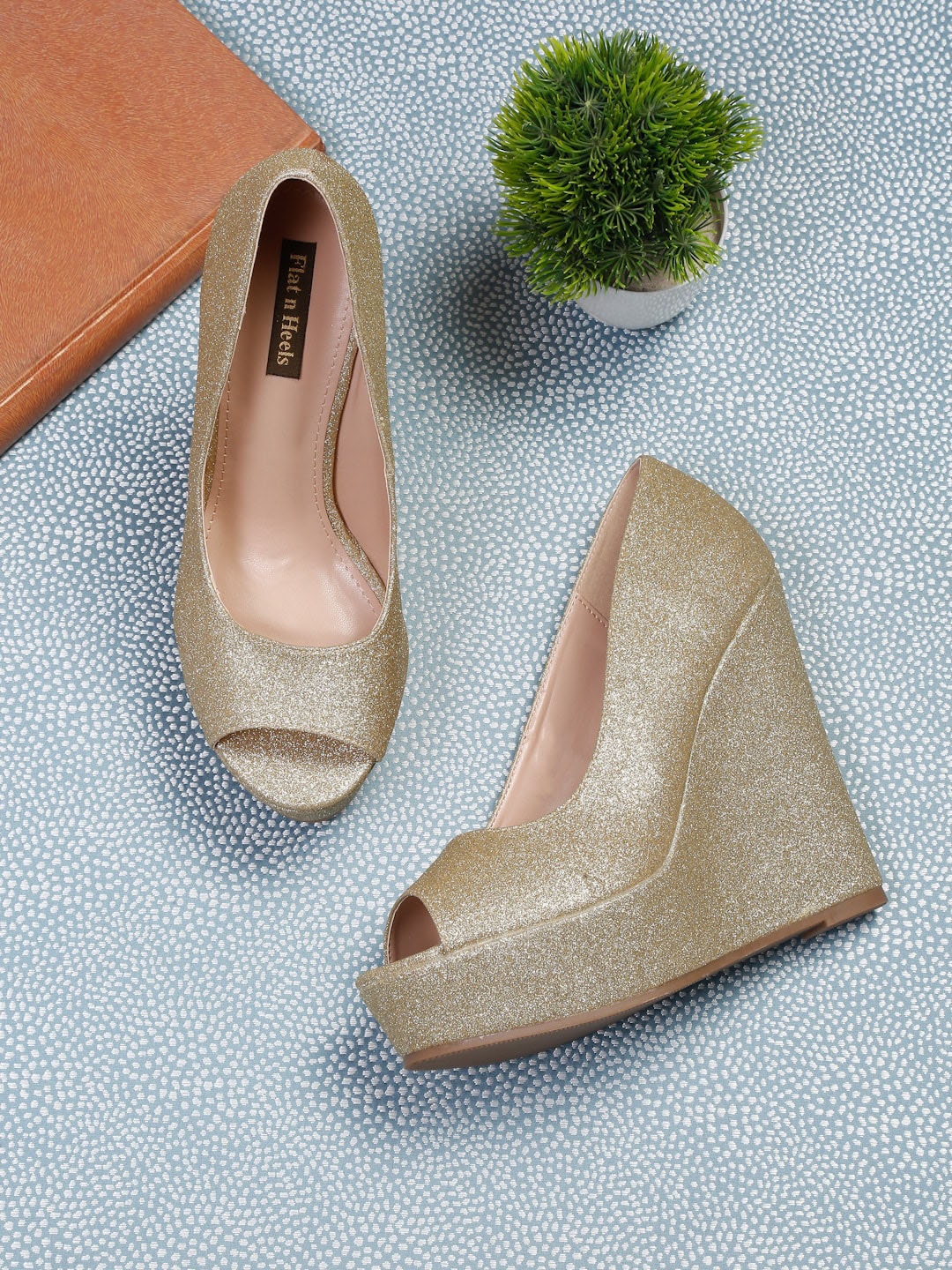 

Flat n Heels Embellished Wedge Peep Toes, Gold