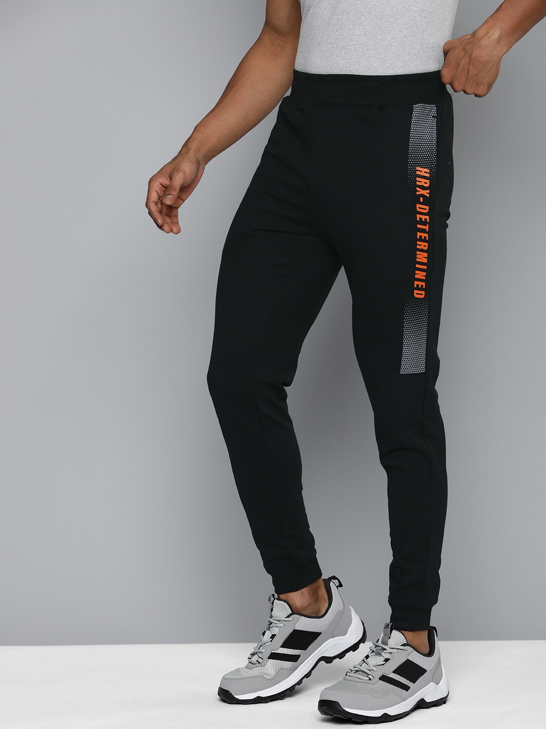 

HRX by Hrithik Roshan Men Lifestyle Typography Printed Terry Joggers, Black