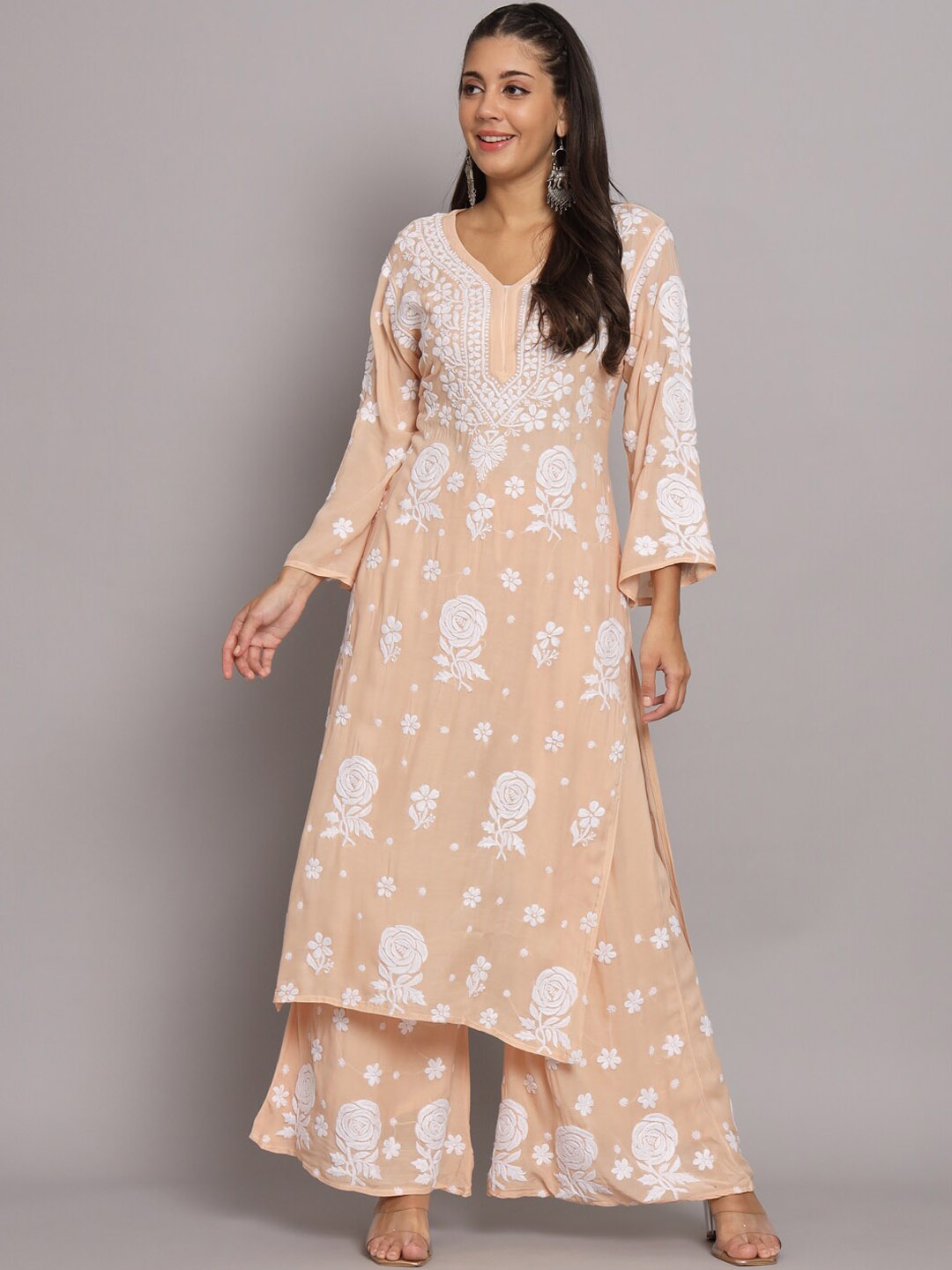 

PARAMOUNT CHIKAN Floral Embroidered Regular Chikankari Kurta With Palazzos, Beige