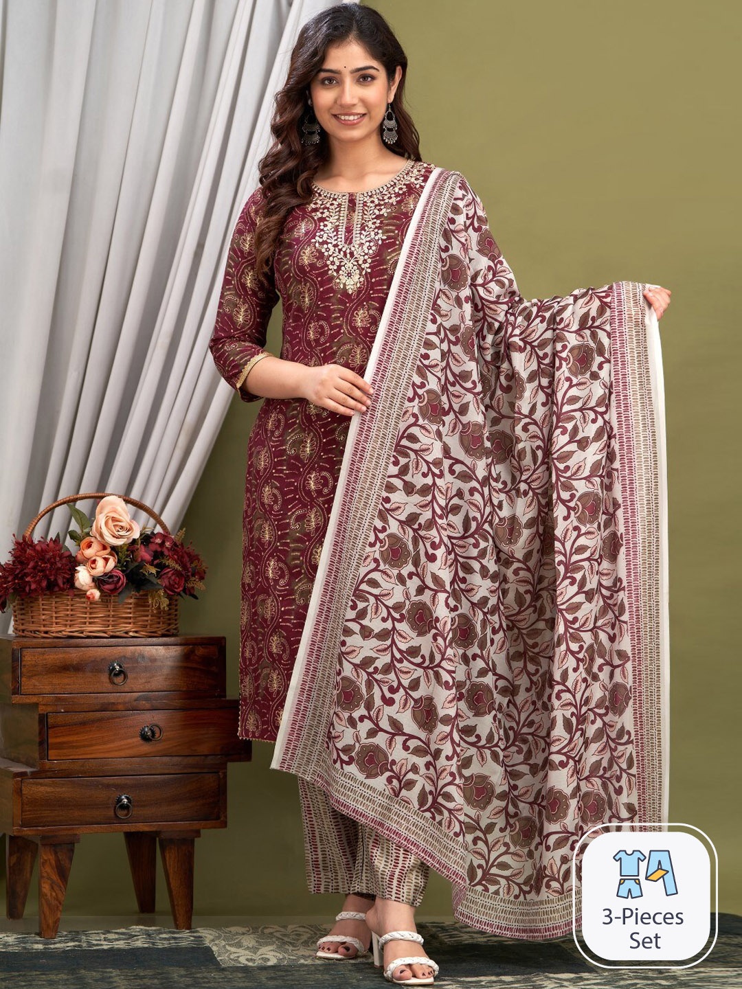

DADNI FASHION Ethnic Motifs Printed Pure Cotton Straight Kurta & Trousers With Dupatta, Maroon