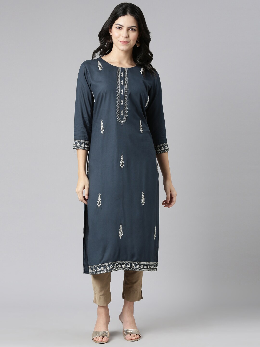 

Neerus Floral Embroidered Sequined Straight Kurta, Blue