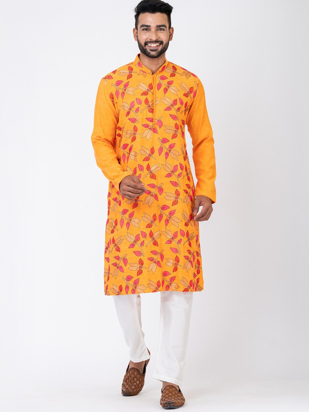 

HU - Handcrafted Uniquely Floral Printed Mandarin Collar Straight Kurta, Orange