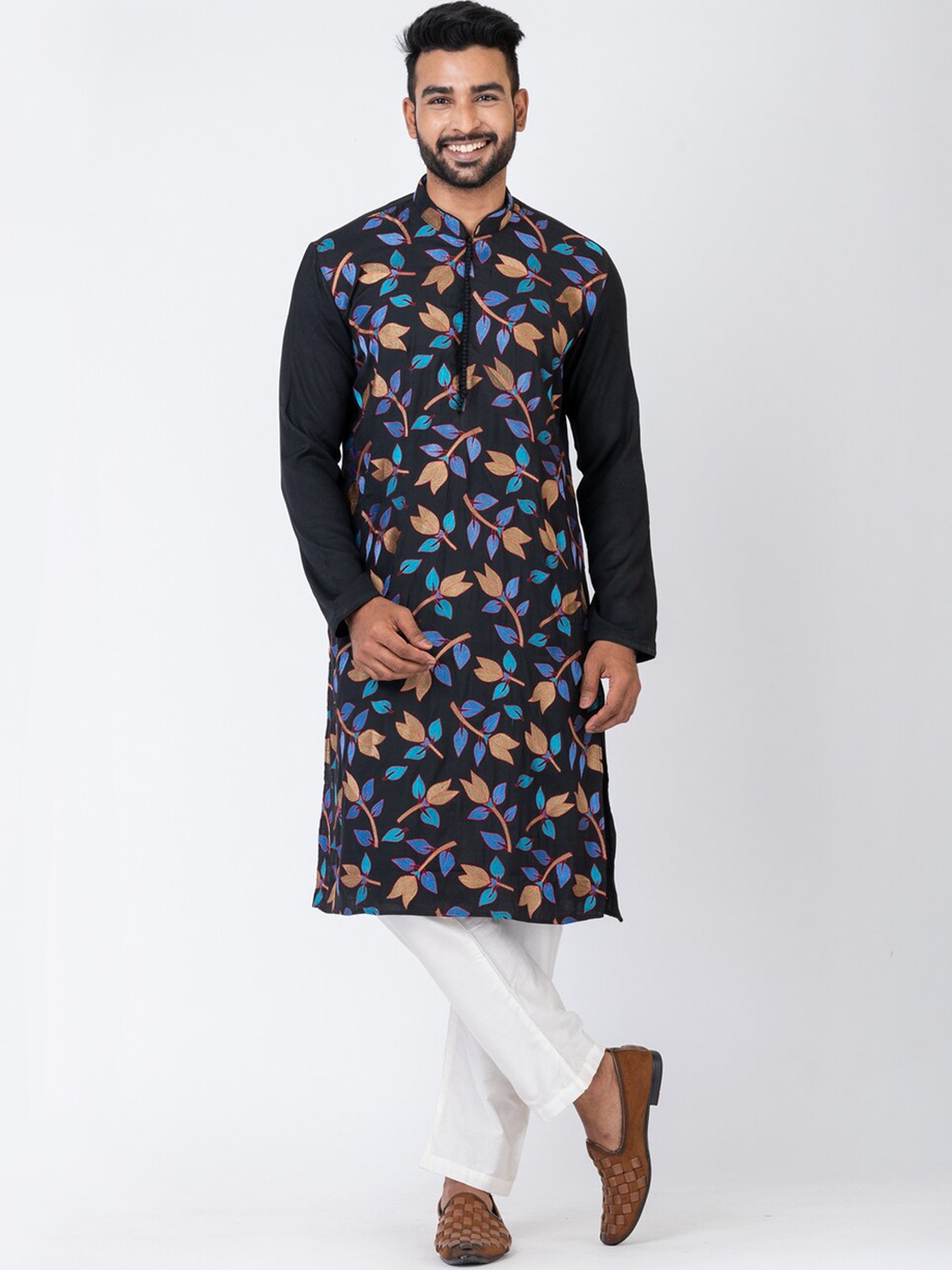 

HU - Handcrafted Uniquely Floral Embroidered Kurta, Black