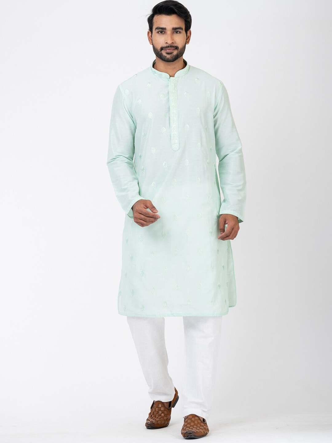 

HU - Handcrafted Uniquely Chikankari Embroidered Mandarin Collar Straight Kurta, Sea green