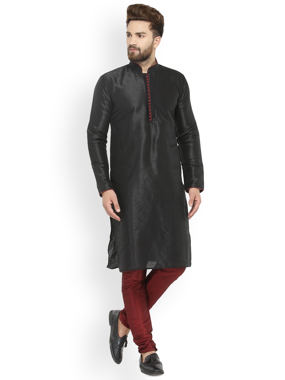 

SOJANYA Men Black & Maroon Solid Kurta with Churidar