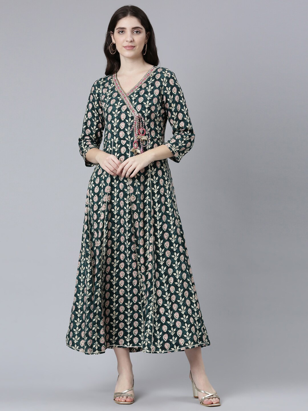 

Neerus Ethnic Motifs Printed V-Neck Embroidered Detail A-Line Midi Ethnic Dress, Green