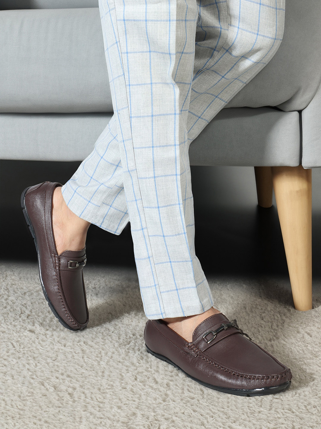 

Carlton London Men Textured Slip-On Loafers, Brown
