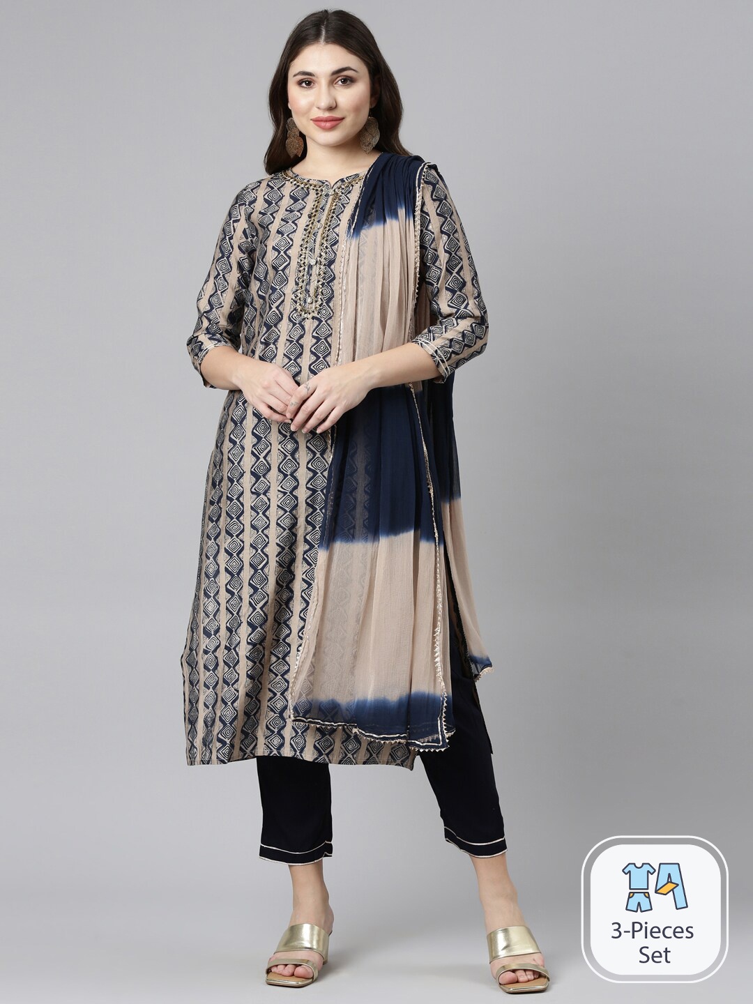 

Neerus Geometric Printed Regular Kurta With Trousers & With Dupatta, Navy blue
