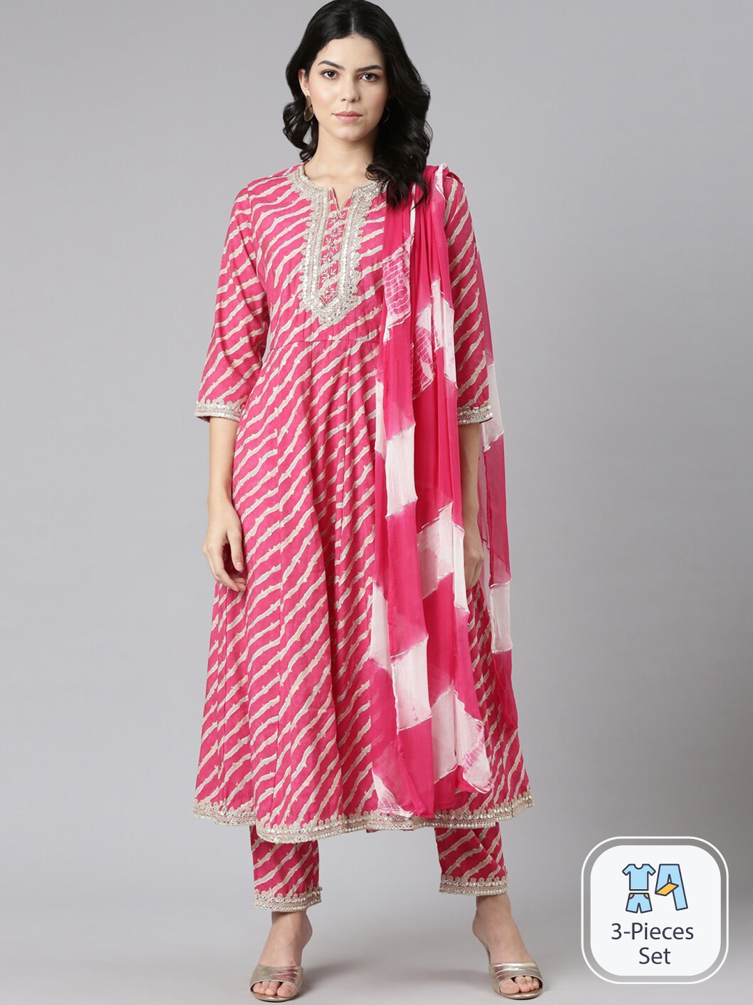 

Neerus Leheriya Printed Thread Work Kurta & Trousers With Dupatta, Pink