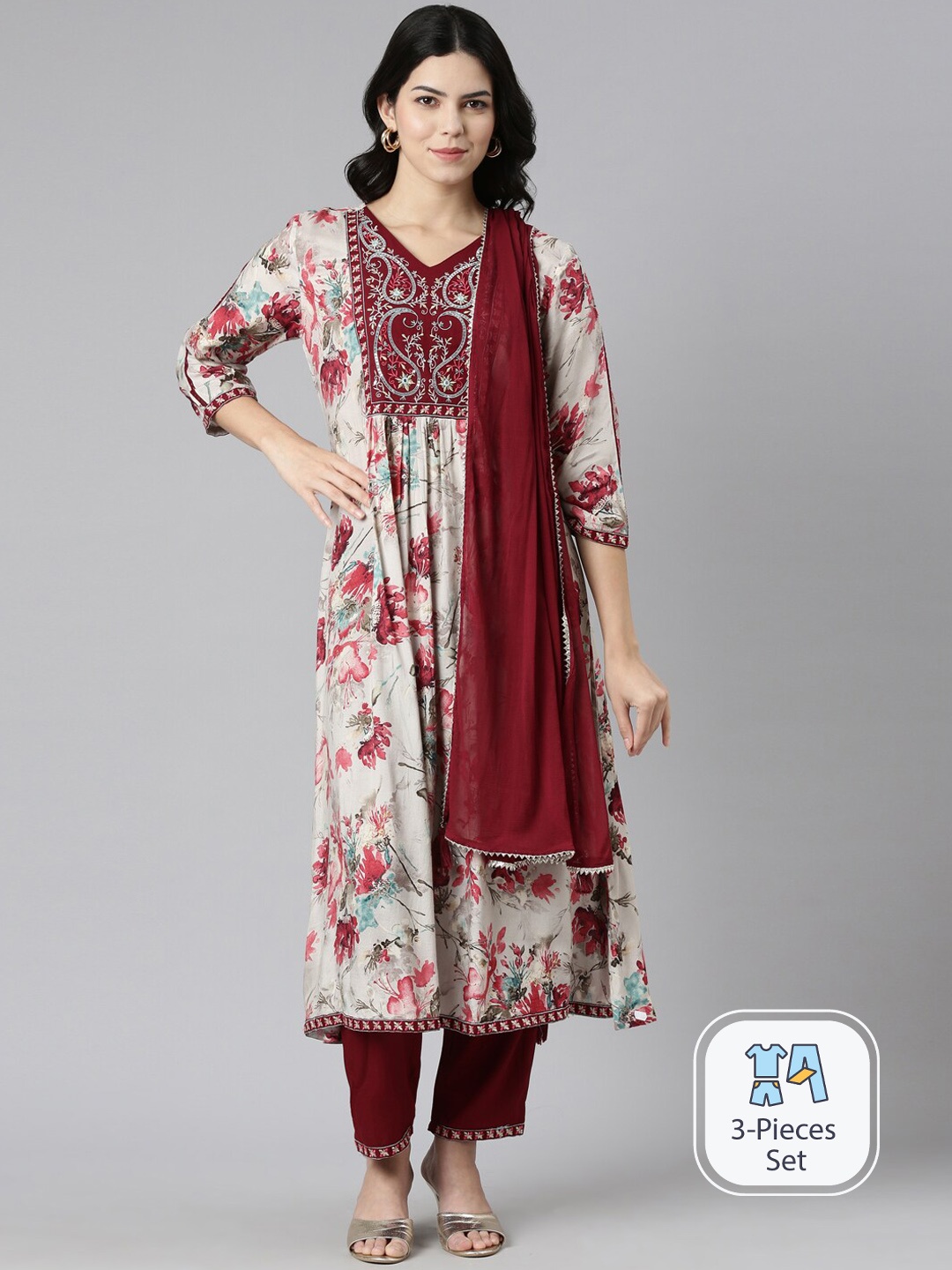 

Neerus Floral Printed Regular Thread Work Kurta With Trousers & With Dupatta, White