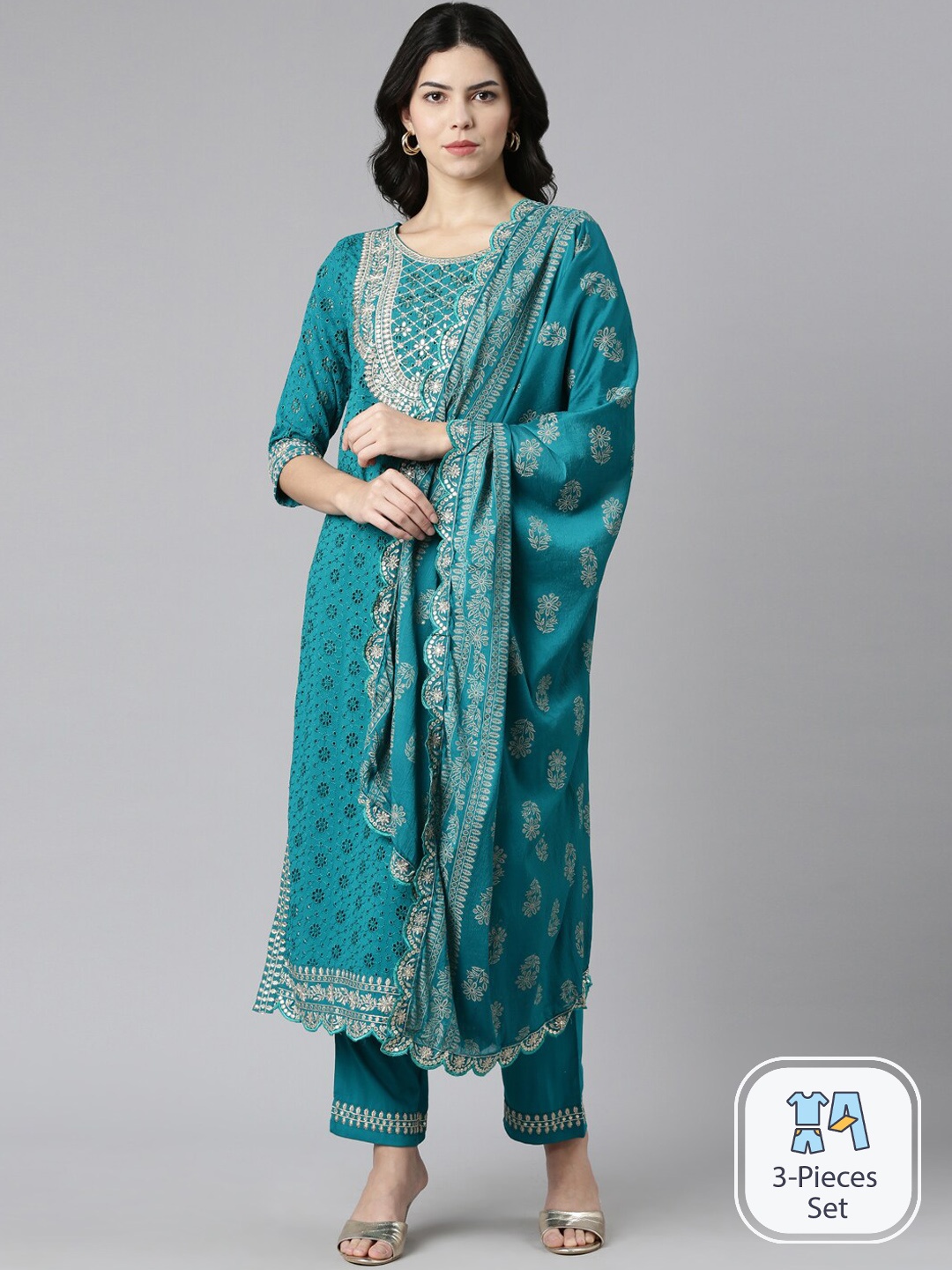 

Neerus Ethnic Motifs Self Design Regular Kurta with Trousers & With Dupatta, Green