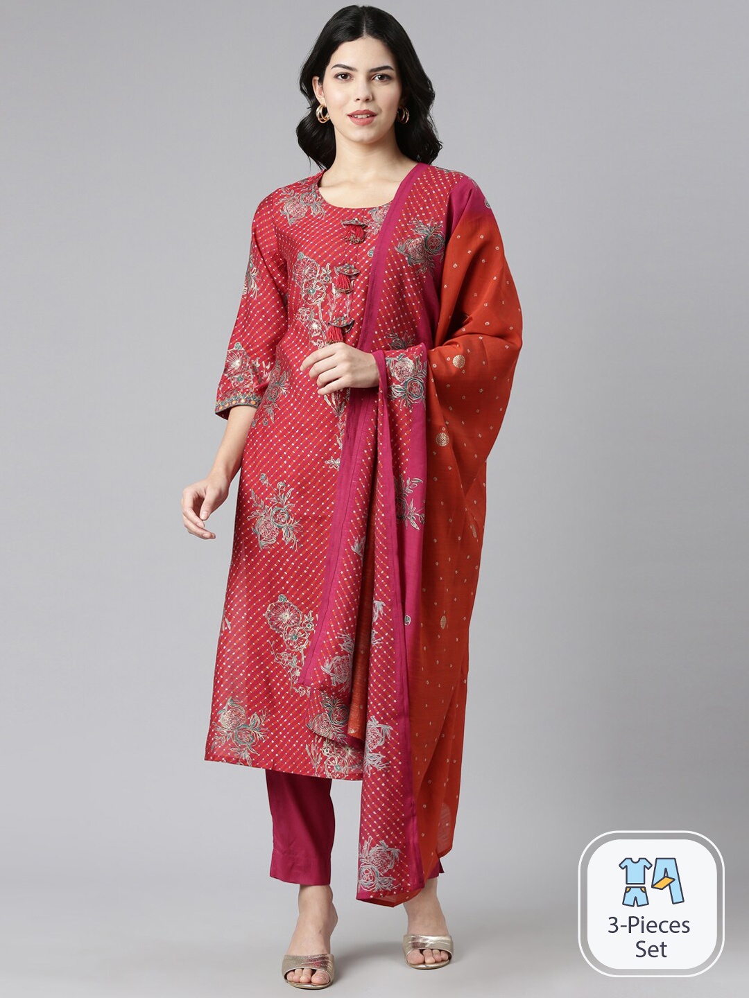 

Neerus Floral Printed Regular Thread Work Kurta with Trousers & With Dupatta, Red