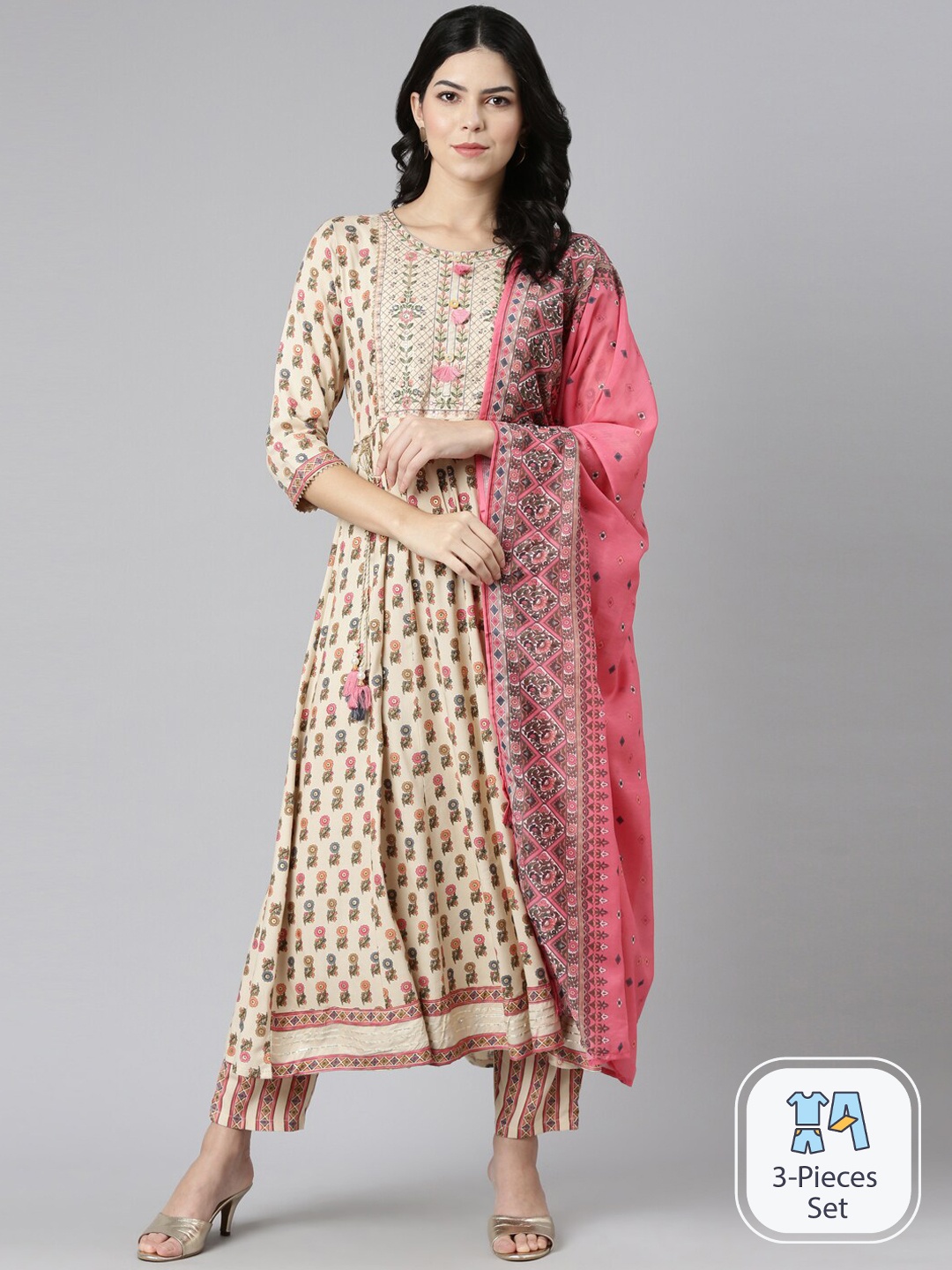 

Neerus Floral Printed Regular Thread Work Kurta With Trousers & Dupatta, Cream