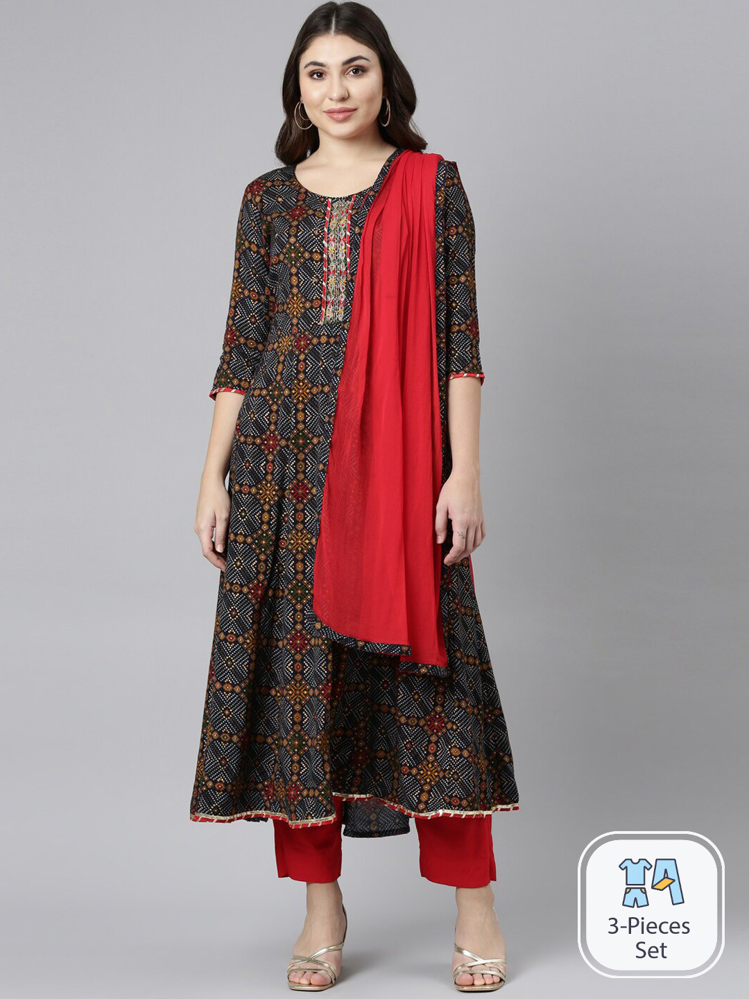 

Neerus Geometric Printed Regular Kurta With Trousers & With Dupatta, Black