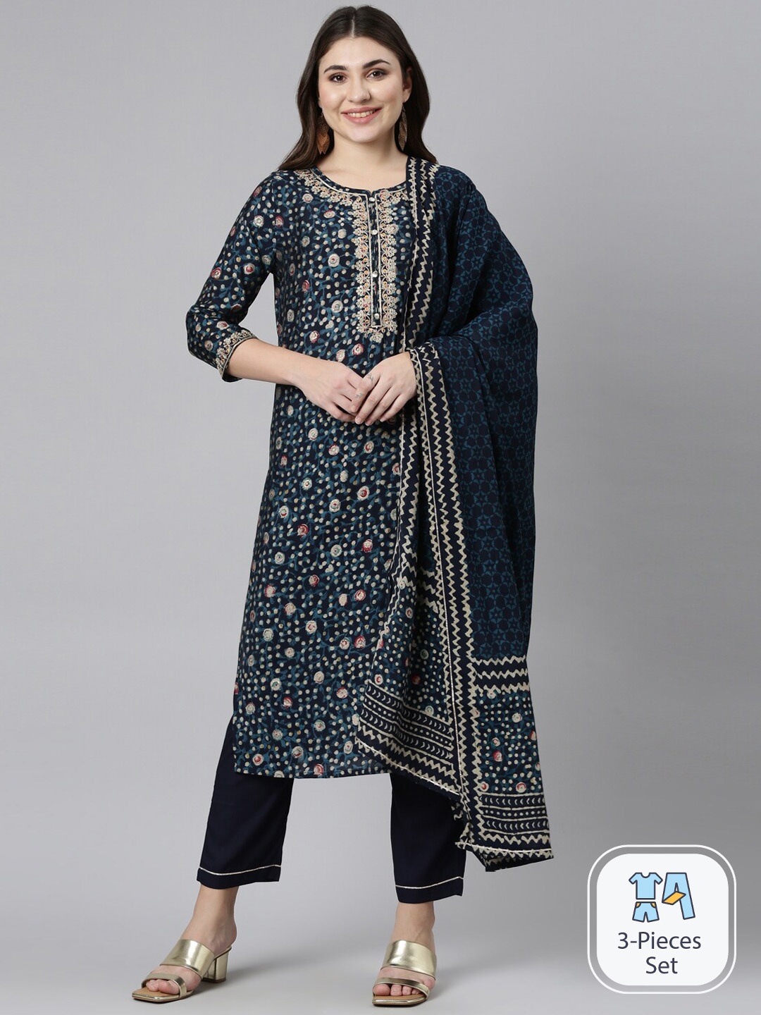

Neerus Floral Printed Thread Work Kurta With Trousers & Dupatta, Navy blue