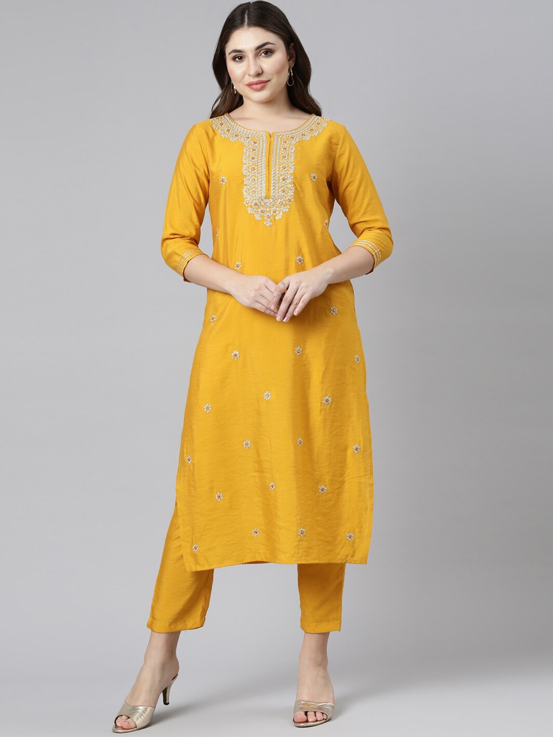 

Neerus Floral Embroidered Straight Thread Work Kurta with Trousers, Yellow