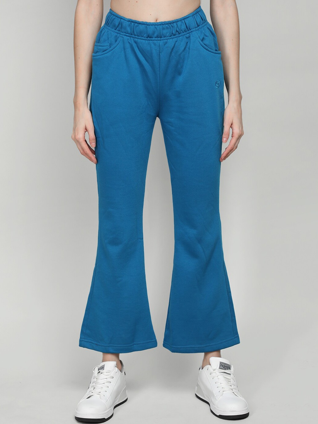 

CHKOKKO Women Mid-Rise Bootcut Track Pants, Blue