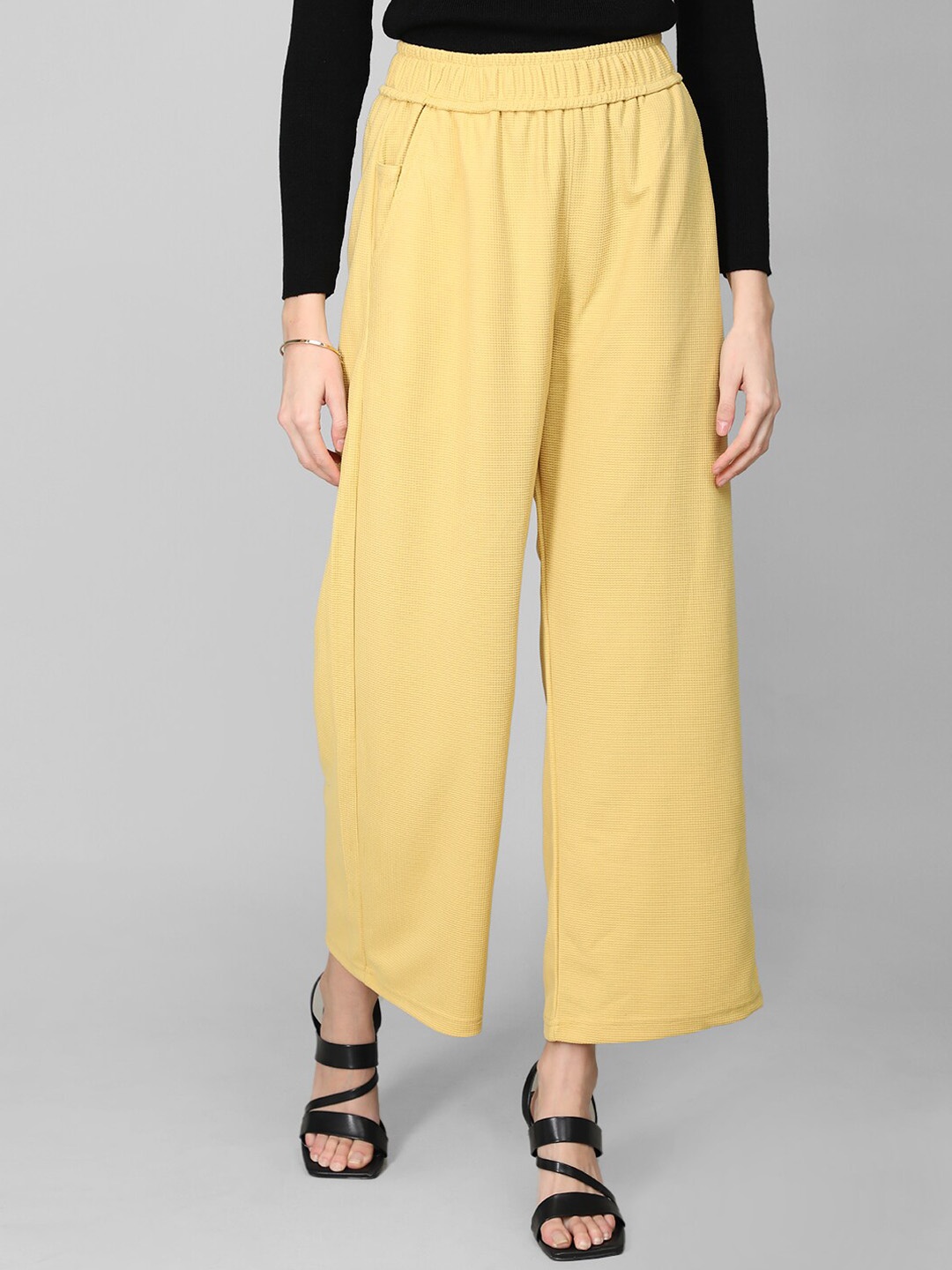 

CHKOKKO Women Mid-Rise Flared-Fit Track Pants, Yellow