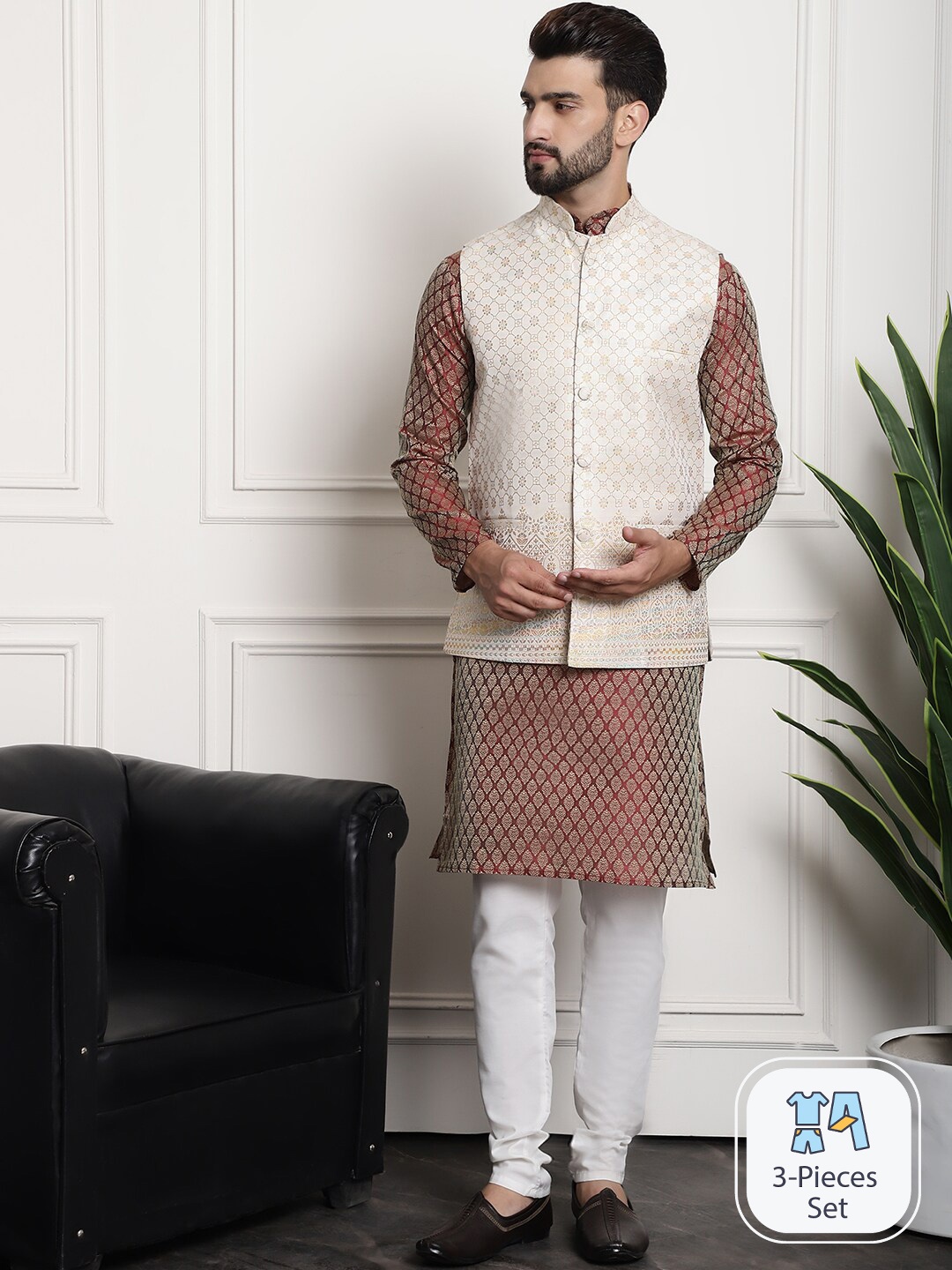 

SOJANYA Woven Design Zari Kurta with Churidar & Woven Design Nehru Jacket, Maroon