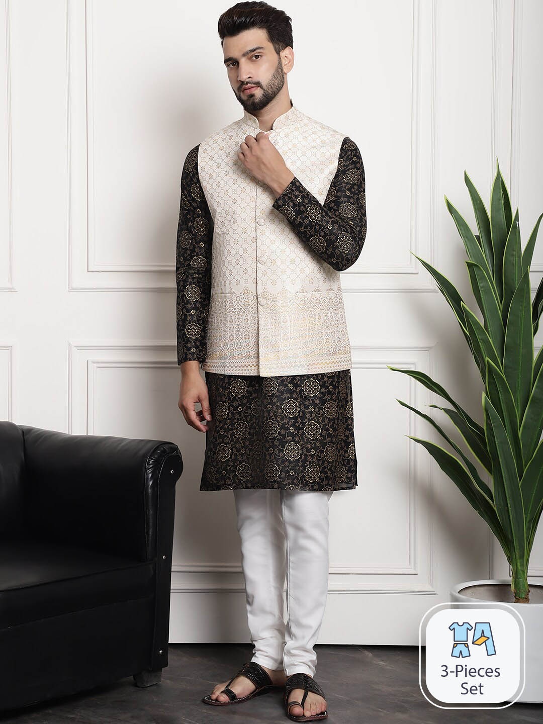 

SOJANYA Floral Printed Regular Kurta & Churidar With Nehru Jacket, Black