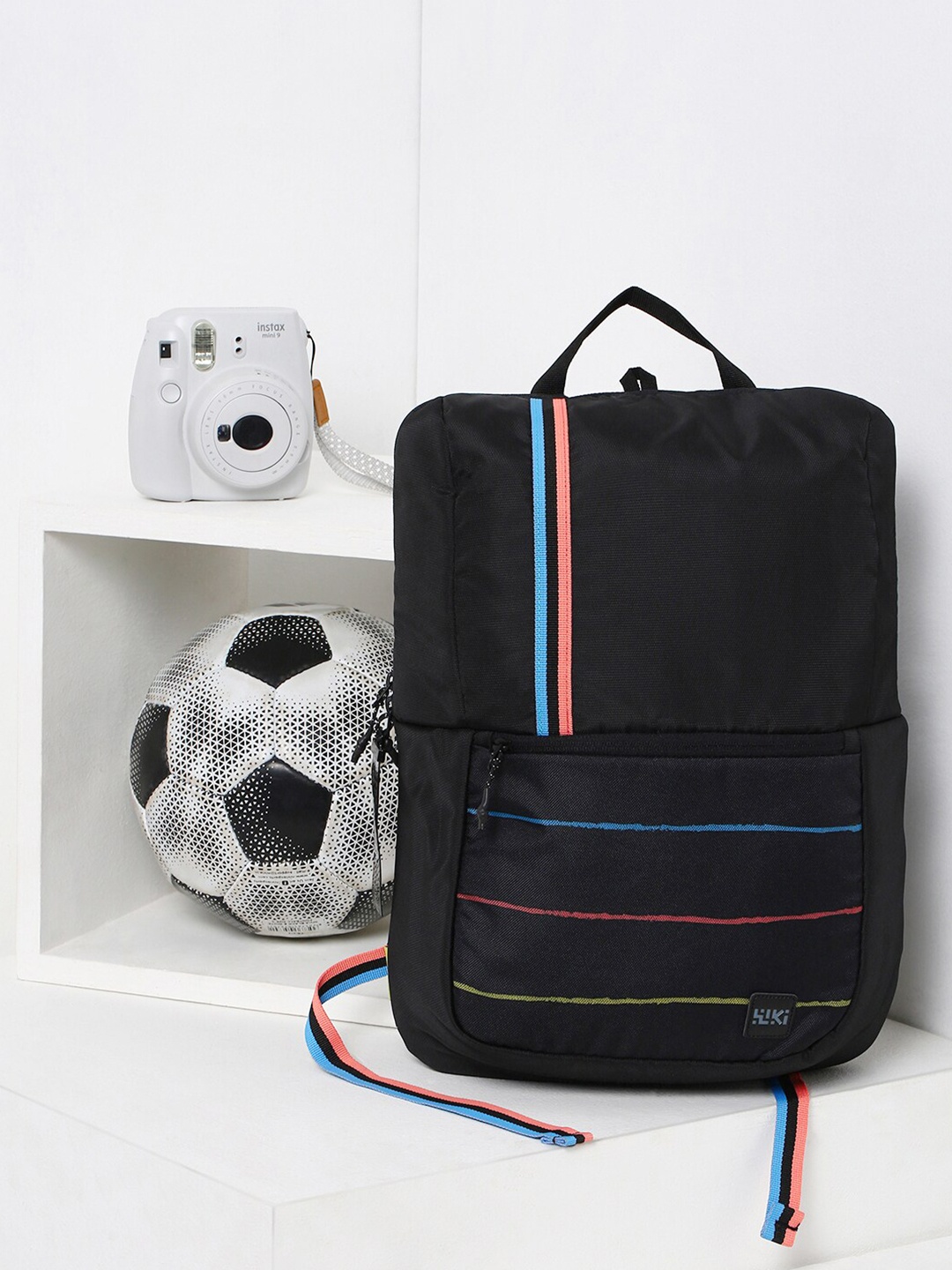 

Wildcraft Textured Tope Backpack, Black