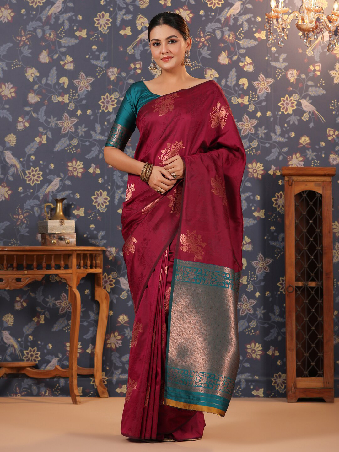 

House of Pataudi Erthnic Motifs Woven-Design Saree, Maroon