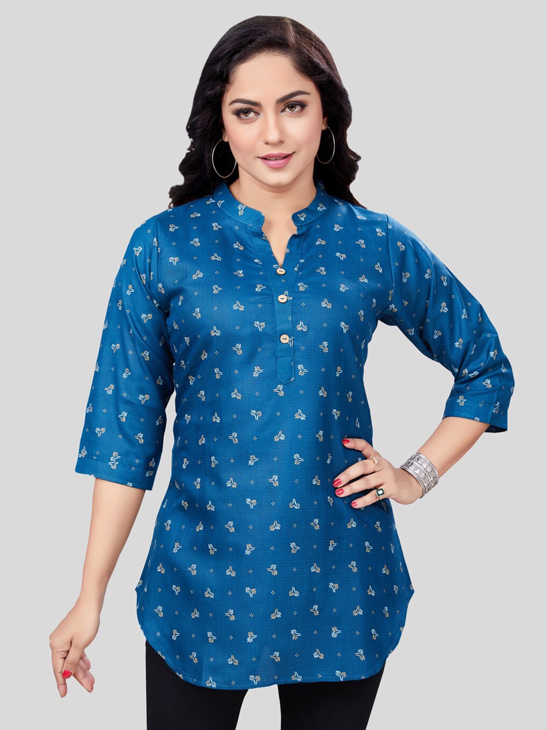 

Saree Swarg Ethnic Motifs Printed Kurti, Blue
