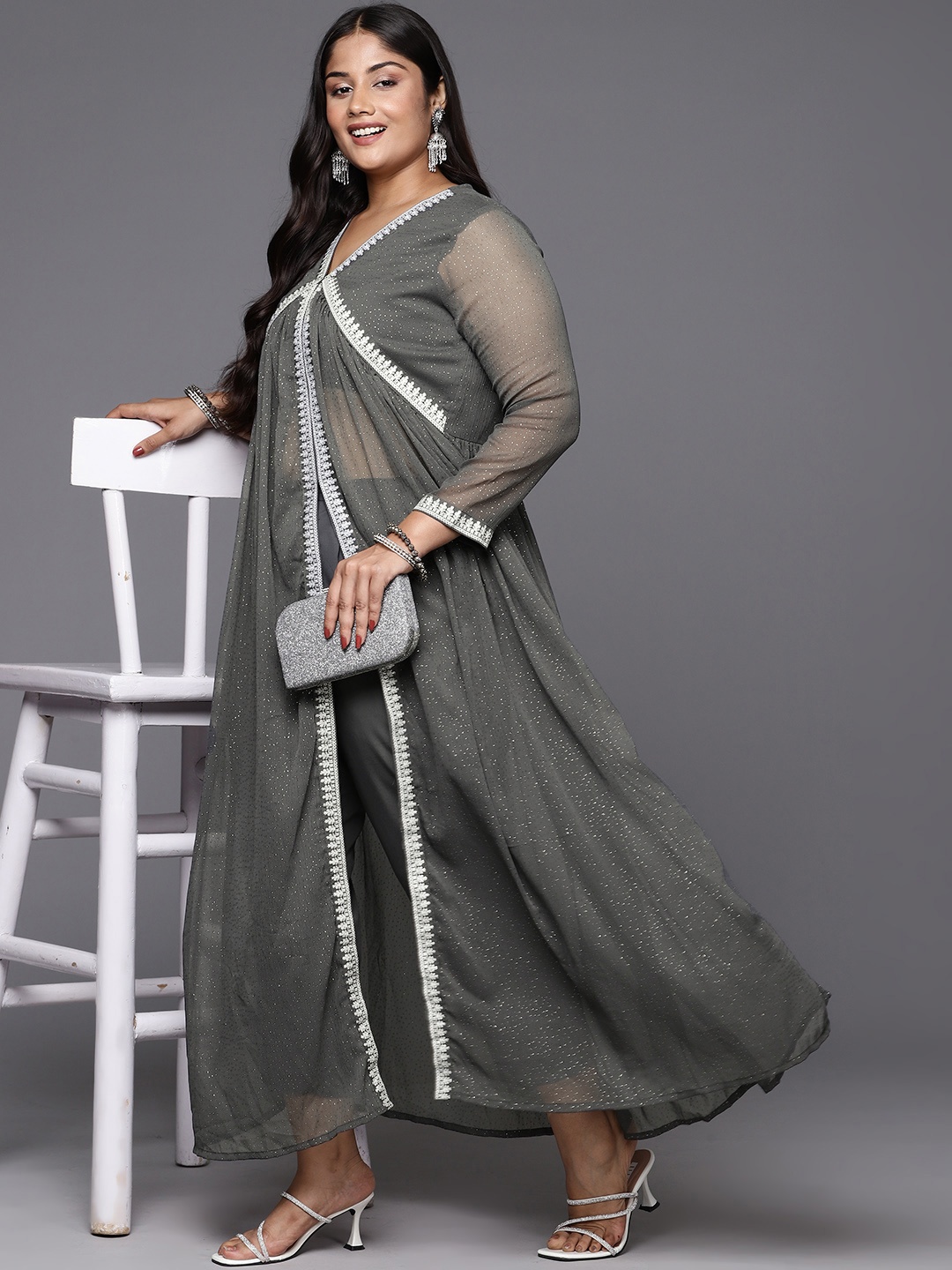

A PLUS BY AHALYAA Women Printed High Slit Kurta with Trousers, Grey