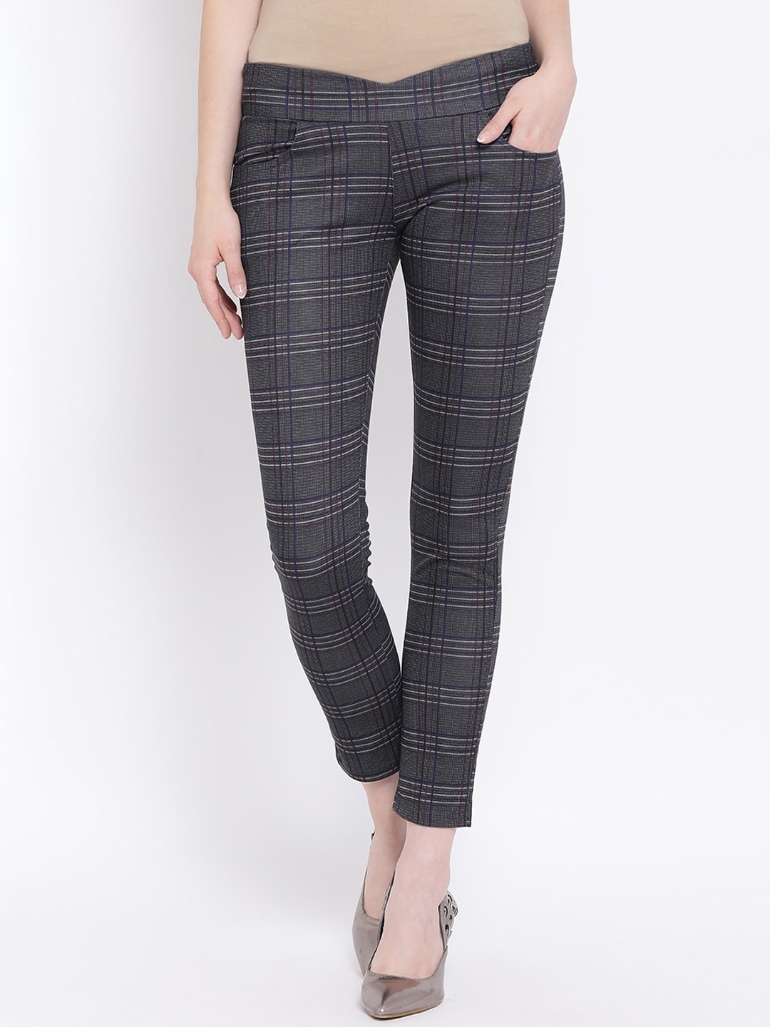 

Crimsoune Club Women Slim Fit Checked Pure Cotton Trousers, Grey