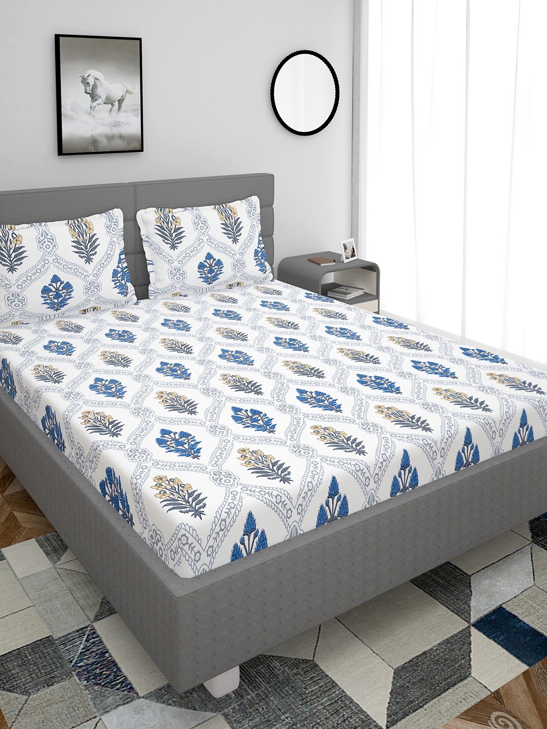 

Stylespace by Isha White & Blue Floral Cotton 250 TC King Bedsheet With 2 Pillow Covers