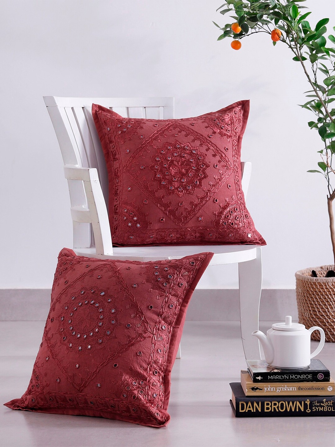

HANDICRAFT PALACE Brown 2 Pieces Embroidered Pure Cotton Square Cushion Covers