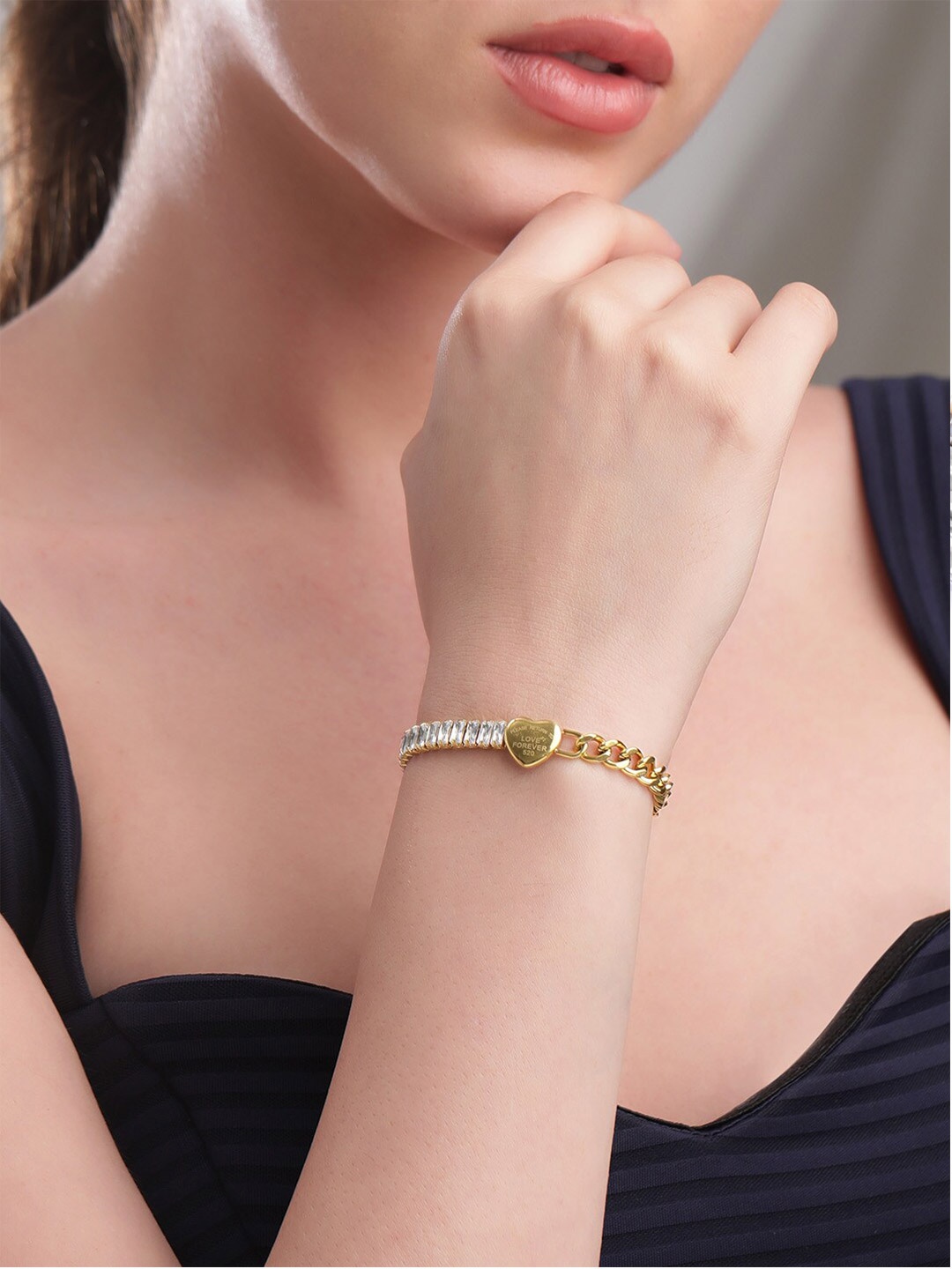 

Rubans Voguish 22K Gold plated Stainless Steel Waterproof Link Tarnish Free Bracelet