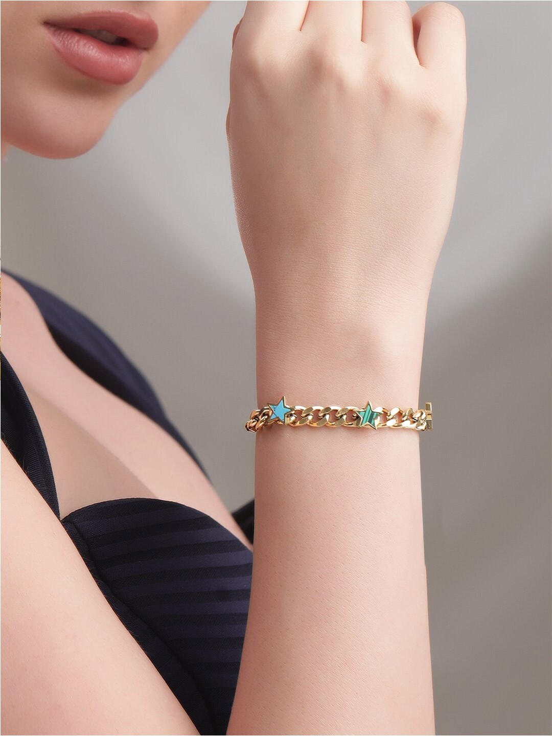 

Rubans Voguish 18K Gold Plated Stainless Steel Tarnish-Free Demi-Fine Link Bracelet