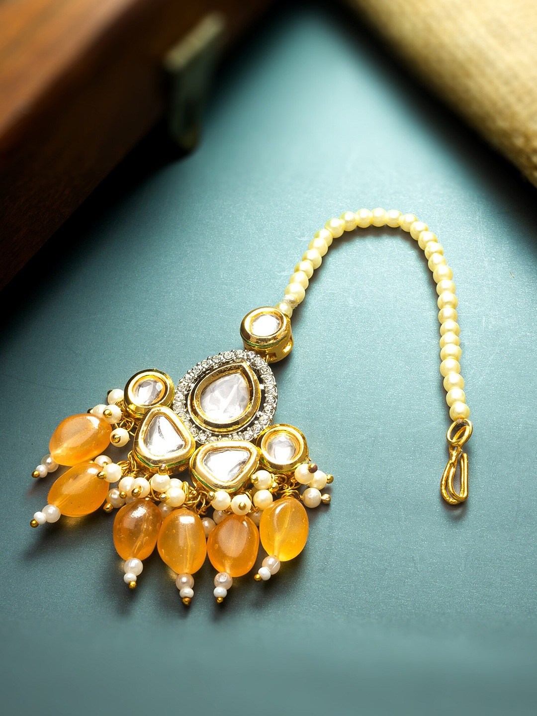 aadita Kundan Studded & Pearls Beaded MaangTikka, Gold