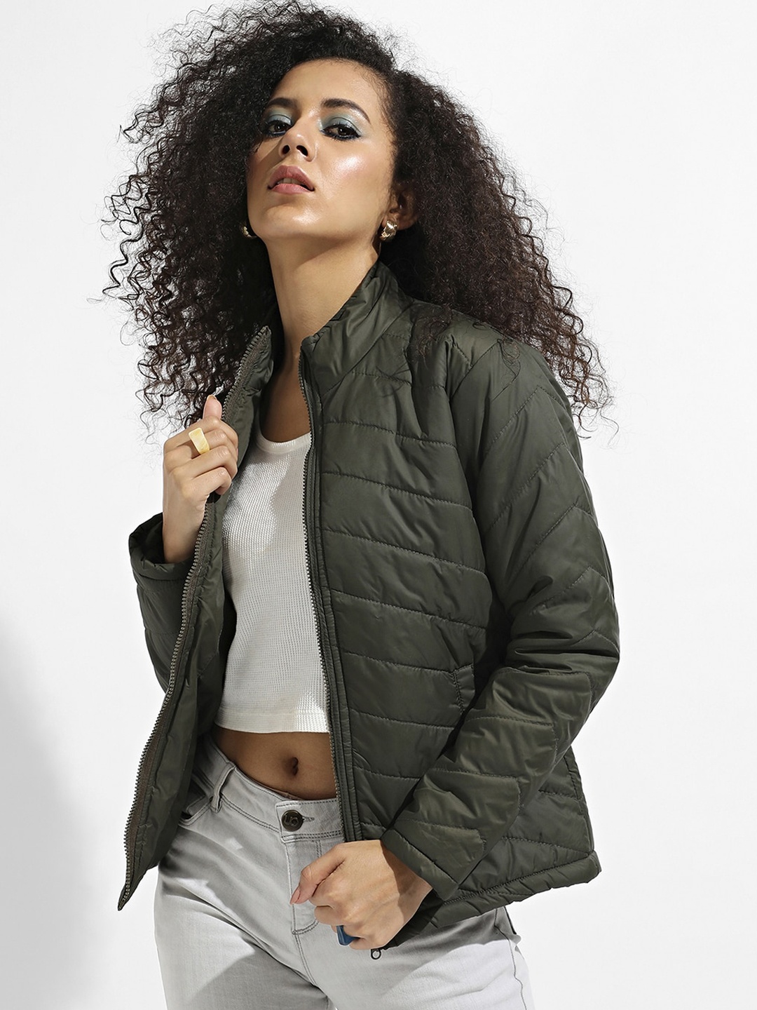 

Campus Sutra Windcheater Longline Outdoor Puffer Jacket, Olive