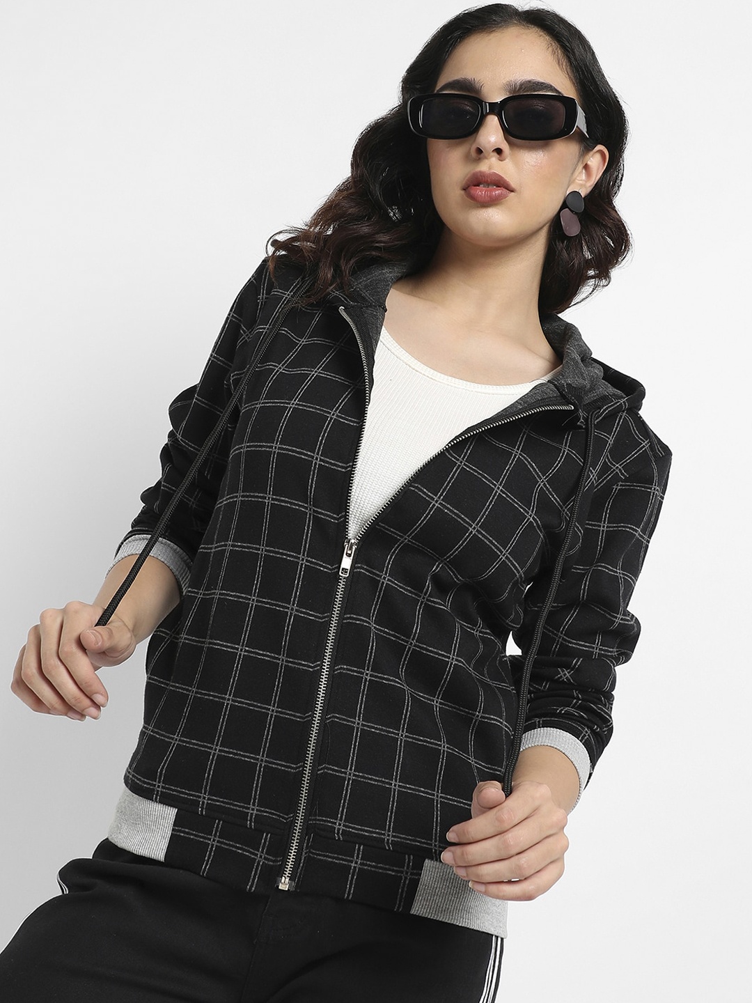 Campus Sutra Checked Windcheater Cotton Outdoor Tailored Jacket, Black
