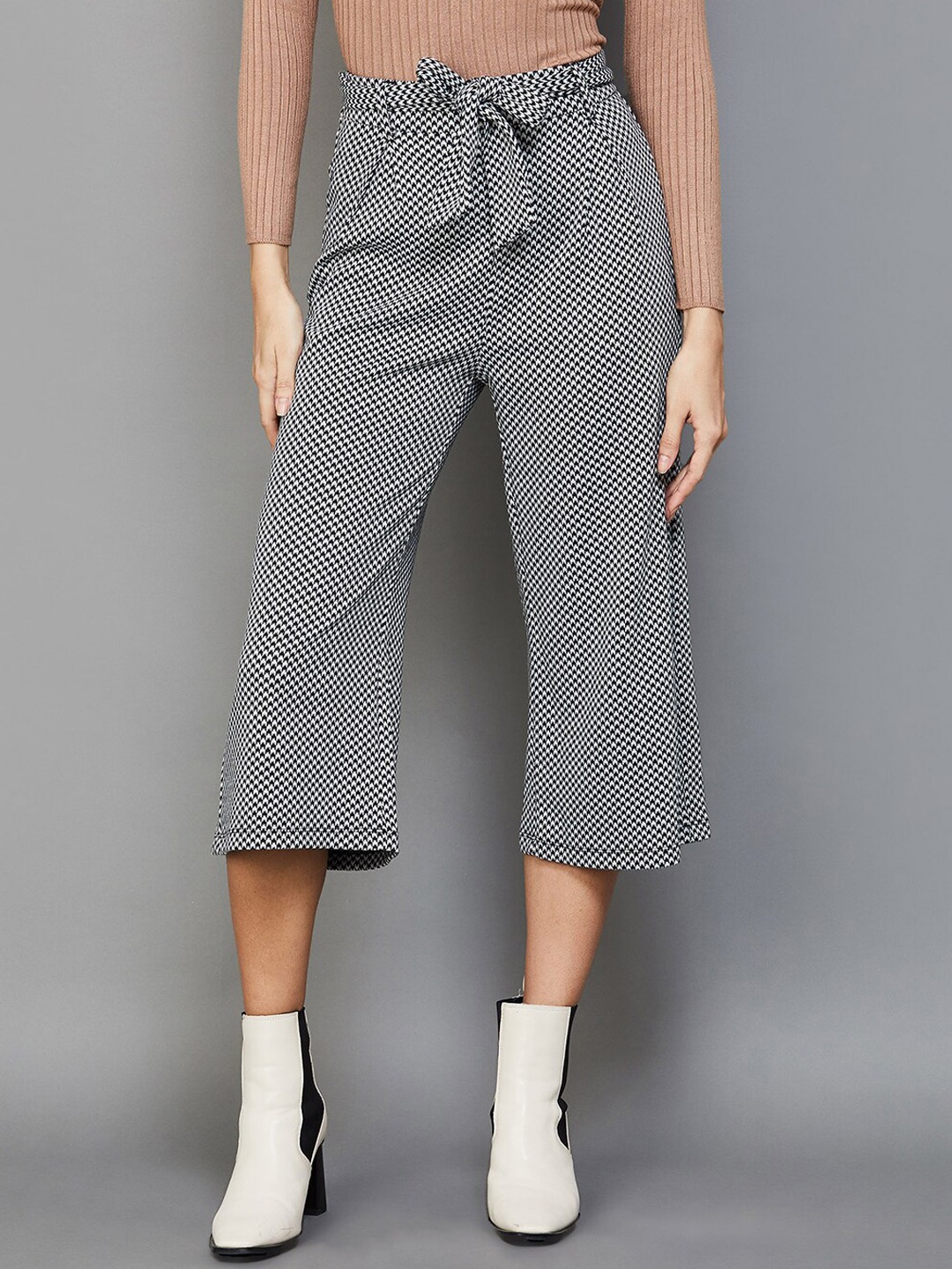 

Ginger by Lifestyle Women Checked Culottes Trousers, Grey