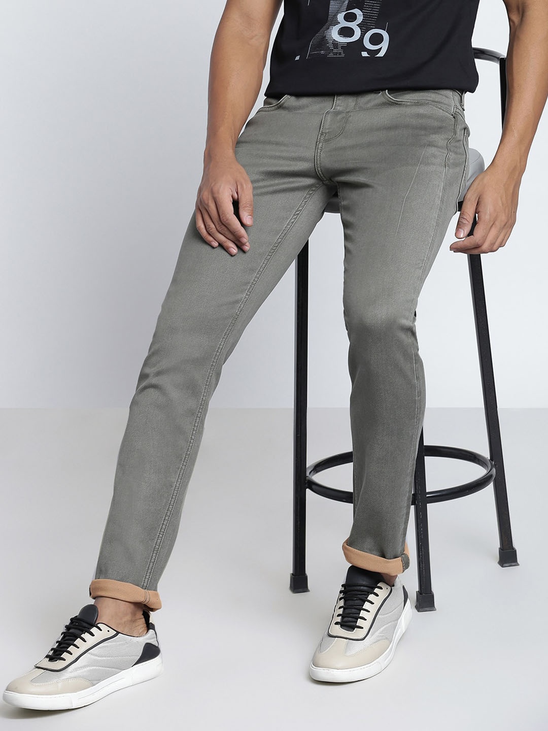 

Lee Slim Fit Low Distress Stretchable Jeans, Grey