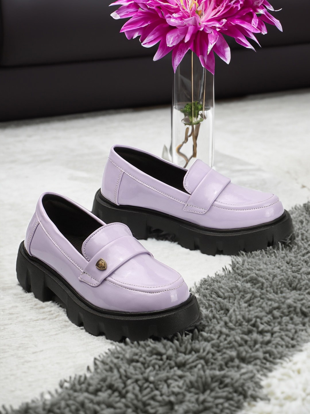 

Roadster Women Slip-On Lightweight Horsebit Loafers, Lavender