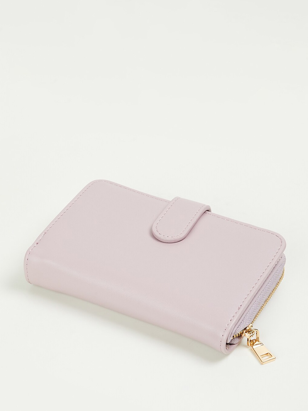 

Ginger by Lifestyle Women Zip Around Wallet, Purple