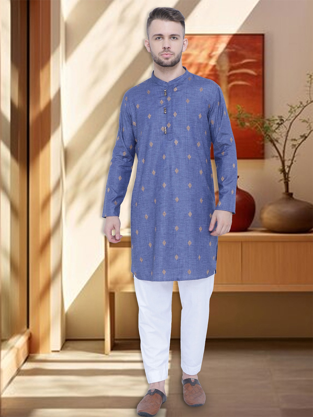 

Kuons Avenue Woven Design Mandarin Collar Long Sleeves Straight Kurta, Navy blue