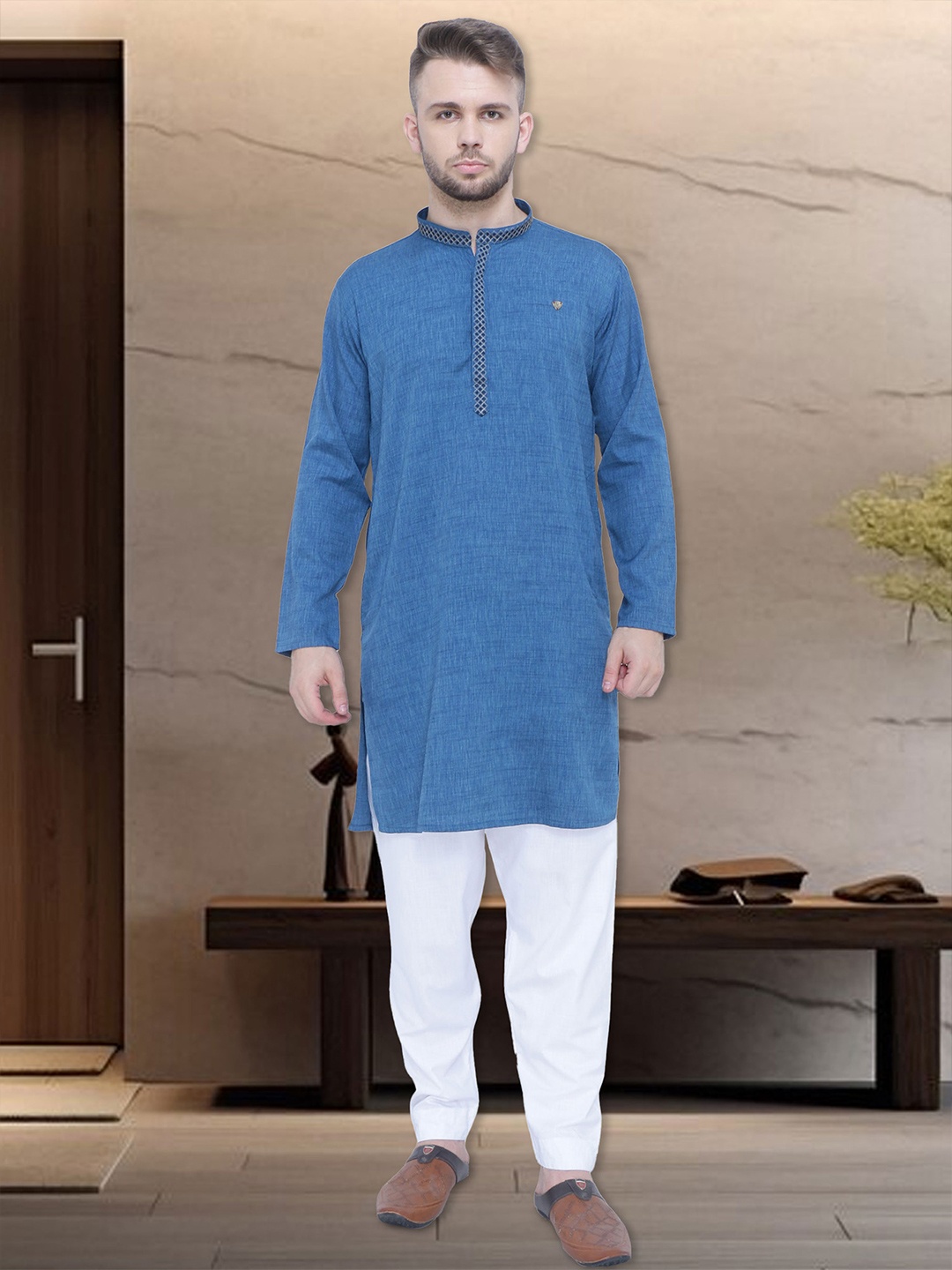

Kuons Avenue Mandarin Collar Long Sleeves Straight Kurta, Blue