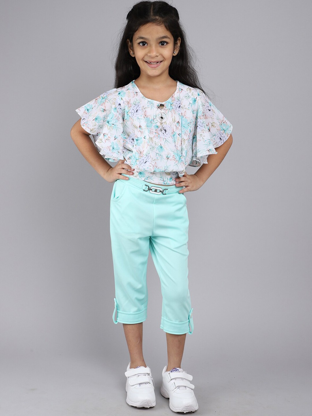 

Little Angels Girls Printed Top with Capris, Sea green