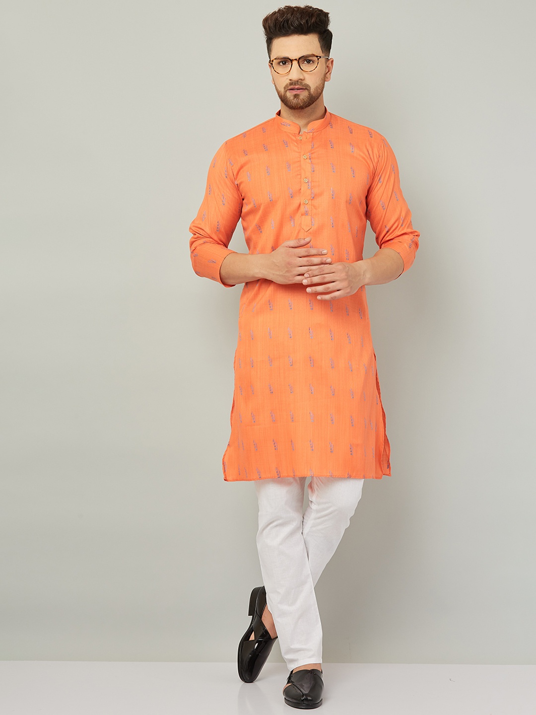 

Armaan Ethnic Ethnic Embroidered Straight Pure Cotton Kurta With Pyjamas, Orange